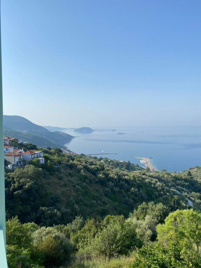 The Balcony Villa Glossa Bagian luar foto